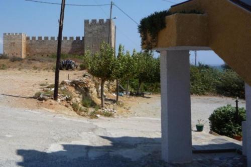 Artemis Rooms Frangocastelo Exterior photo